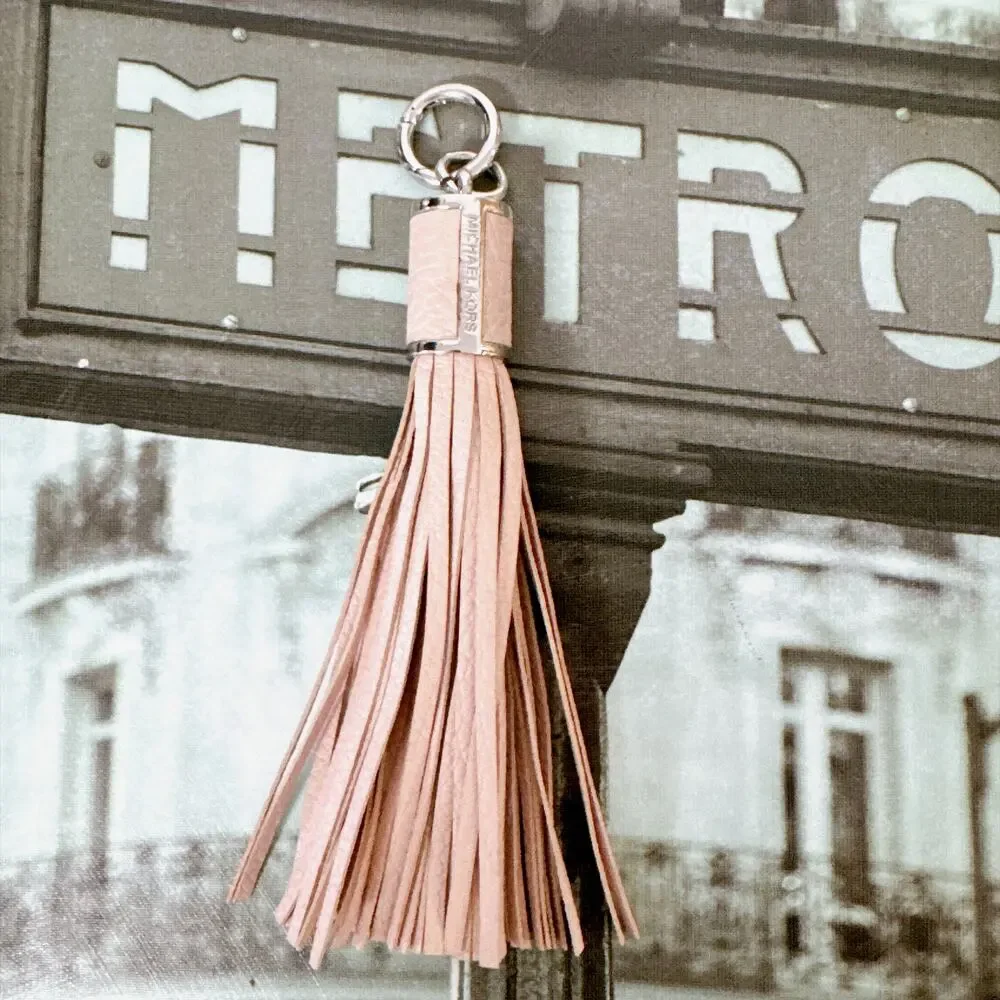 Michael Kors 35H6GKCK2L Blush Pink Large Leather Tassel Bag Charm Keychain NWT